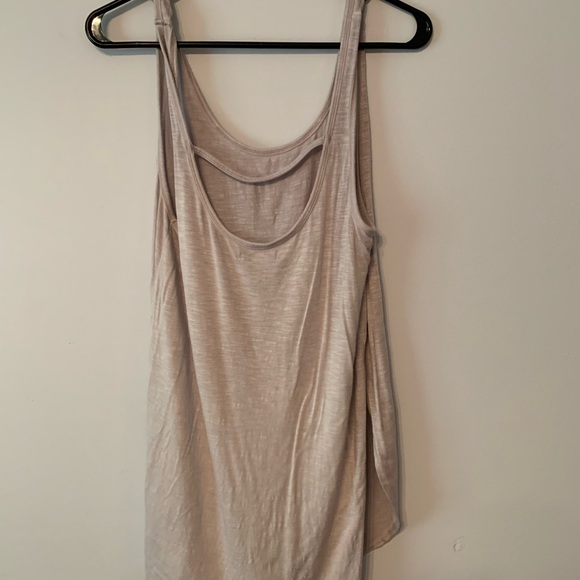 Tank - Picture 2 of 2